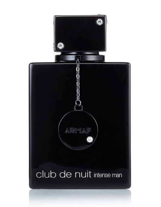 Club de niut intense man
